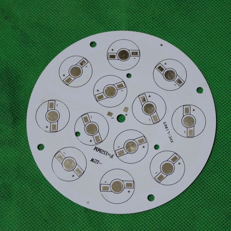 Rogers Material Base PCB ROHS SMT ENIG DIY Metal PCB de la Junta Circuito 5G Red