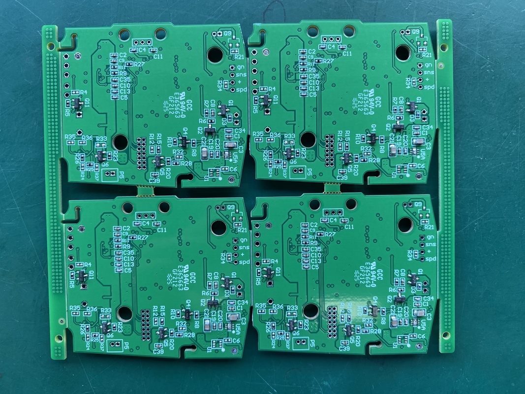Asamblea de PCB de protección de energía de máscara de soldadura blanca con espesor de 1,6 mm y certificación Rohs