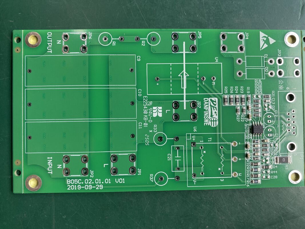 Equipo de protección contra sobretensiones con acabado superficial sin plomo HASL con control de impedancia que garantiza una gestión duradera y de sobretensiones eléctricas