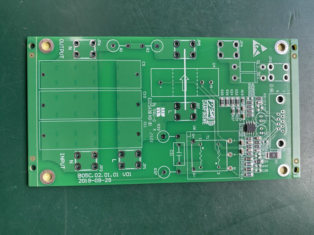 Equipo de protección contra sobretensiones con acabado superficial sin plomo HASL con control de impedancia que garantiza una gestión duradera y de sobretensiones eléctricas