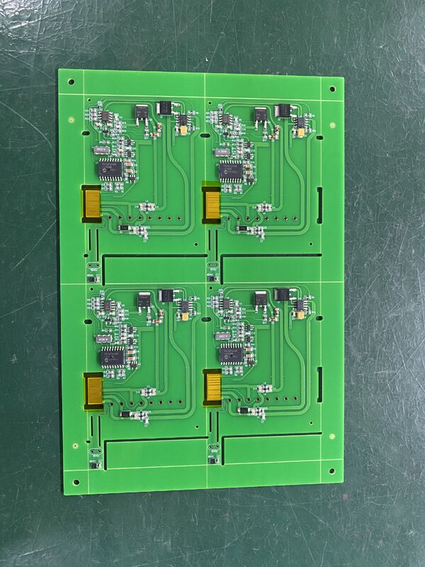 espesor 0.3mm 6mm PCB industrial de fabricación de ensamblaje utilizando amarillo Soldermaskcolor garantizar y soluciones de circuito de larga duración