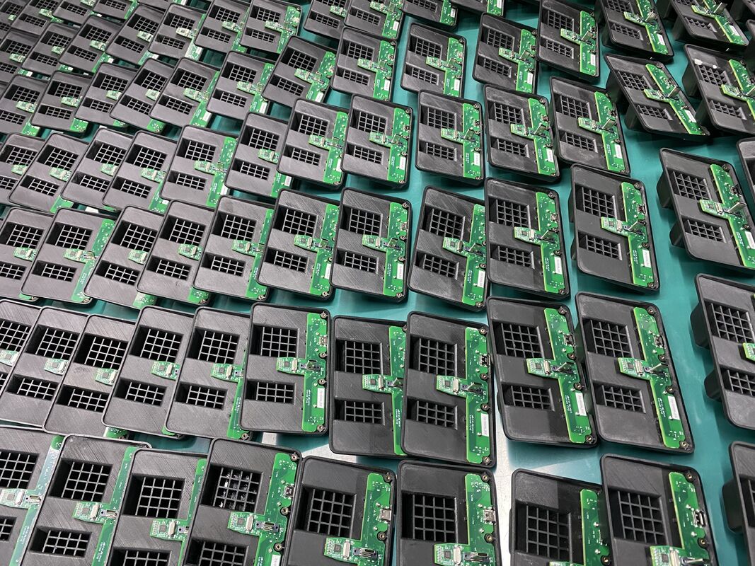 Control de impedancia Asamblea de PCB industrial con espesor de 0,3 mm a 6 mm y espacio de bola mínimo de 0,3 mm Pitch más pequeño que 0,5 mm Placas de circuito de soporte