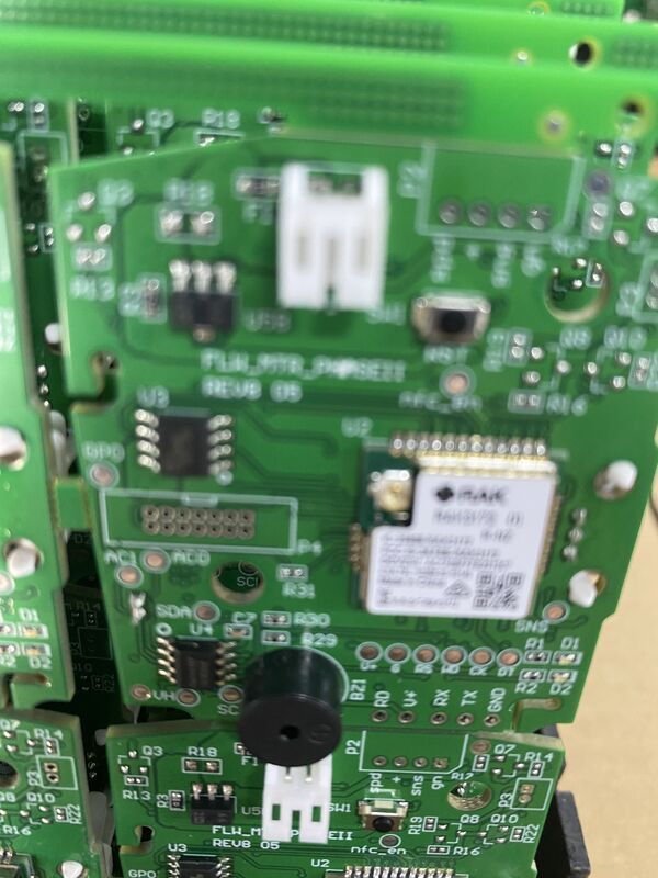 OEM Electrónica Industrial Conjunto de circuitos electrónicos con un rango de espesor de 0,3 mm a 6 mm Componentes y rendimiento de precisión