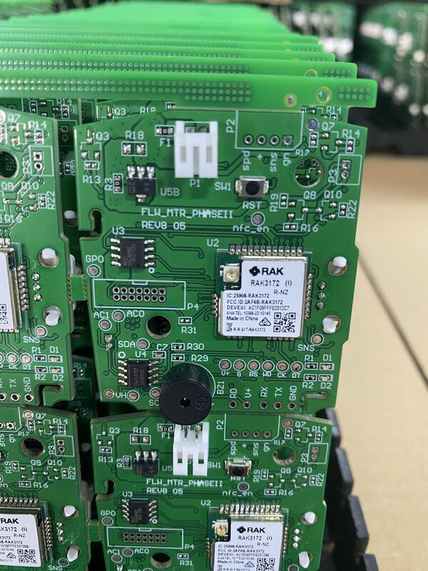 Tamaño máximo de PCB 600x1200mm Ensamblaje de circuitos impresos industriales Soluciones personalizadas para aplicaciones electrónicas complejas y rendimiento