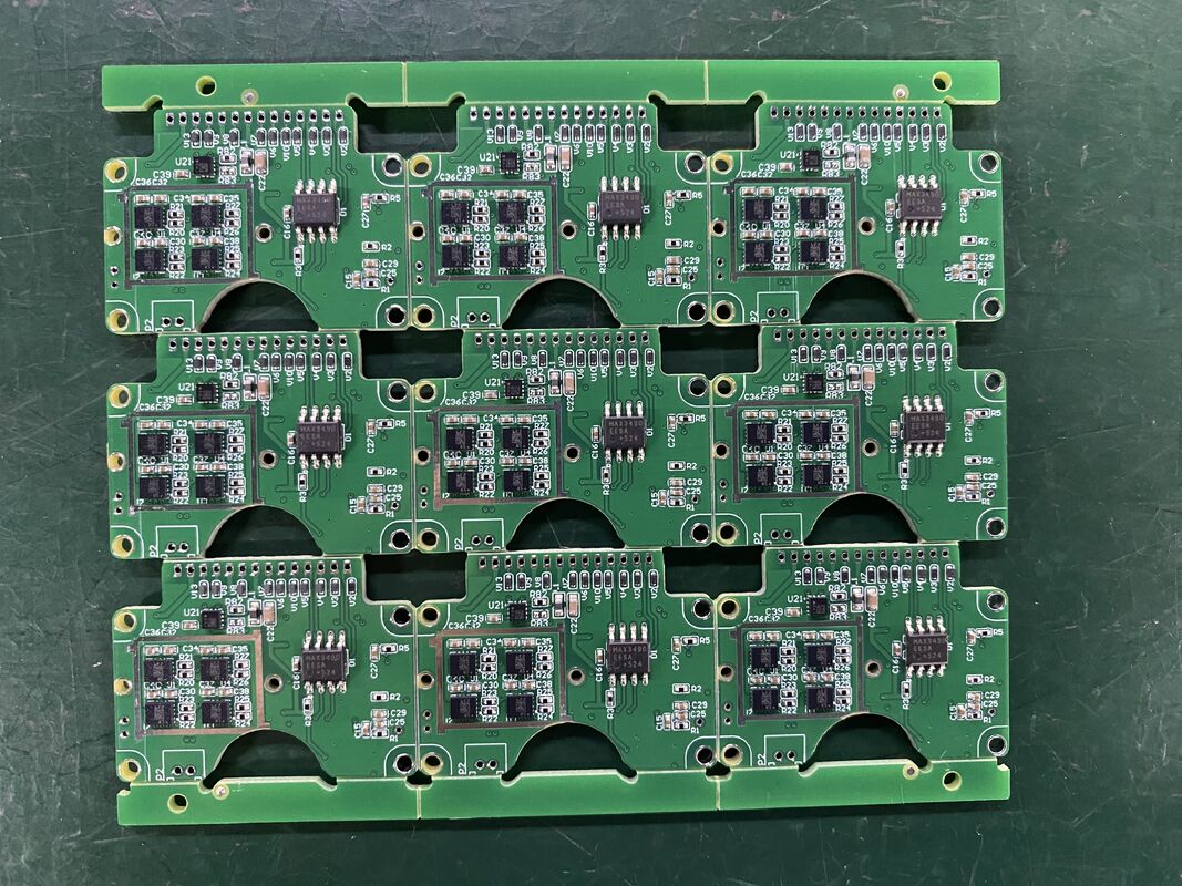 Min Espacio de bolas 0.3mm Pitch menos de 0.5mm Proceso de fabricación de PCB industrial Max PCB Tamaño 600 por 1200mm Optimizado para diseños de PCB complejos