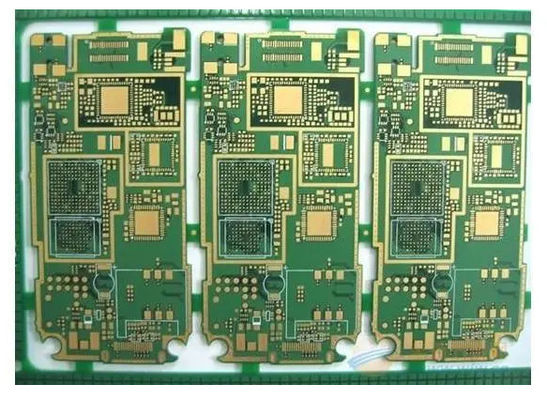 El ensamblaje de PCB de inmersión de oro para el material de construcción RCC alcanza 0,2 mm 8 mil Min Tamaño del agujero