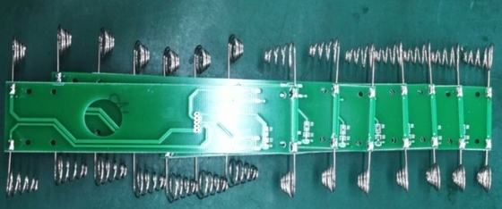 Ensamblaje de PCB Rogers de 4 capas con resorte, espesor de 1,6 mm
